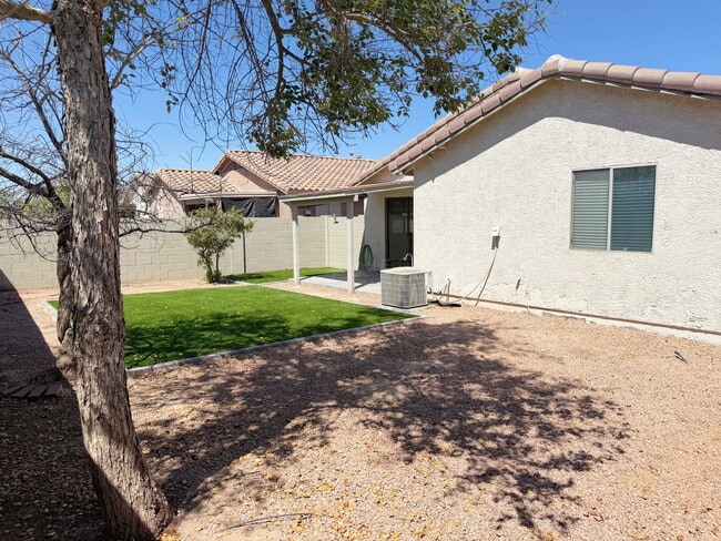 Building Photo - 235 W Angus Rd