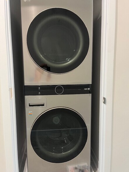 Washer & Dryer - 413 Spearfield Ln