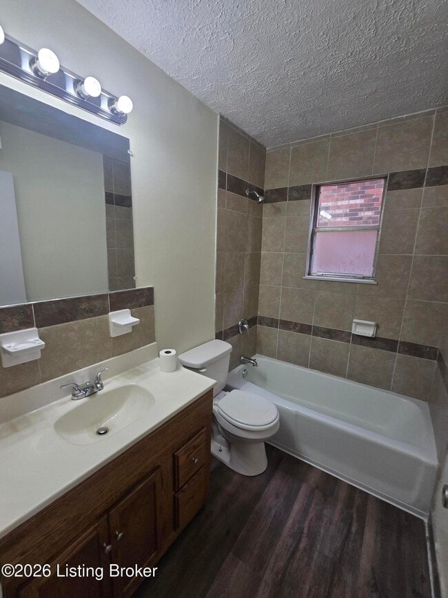 Building Photo - 3212 Springfield Dr