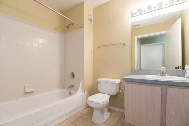 Building Photo - Windsor Park #228