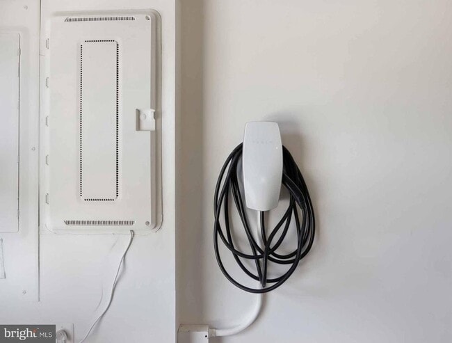 Building Photo - 3289 Watershed Blvd