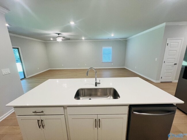 Building Photo - 15573 Ruthie Lynn Dr