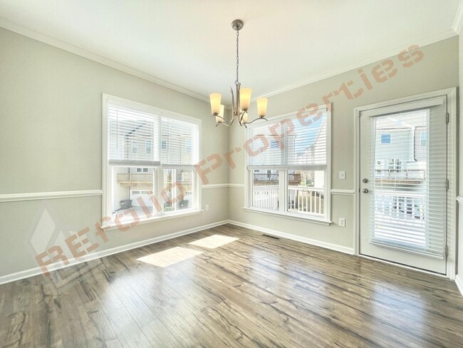 Building Photo - Beautiful End Unit 3 Story 3 bedroom, 3.5 bathroom Townhome with 2 Car-Garage in 540 Townes subdi...