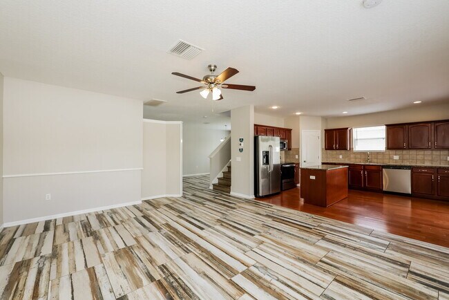 Building Photo - 12661 Evington Point Dr