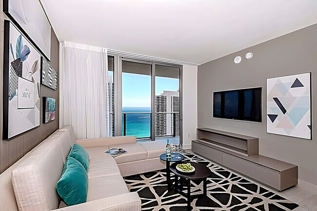 Building Photo - 4010 S Ocean Dr