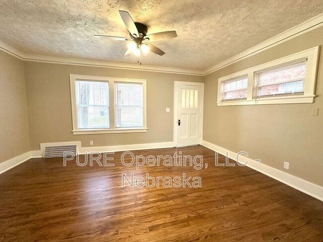 Building Photo - 217 N 49th St