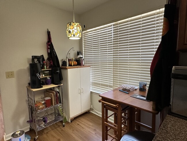 Building Photo - 36 Country Walk Dr