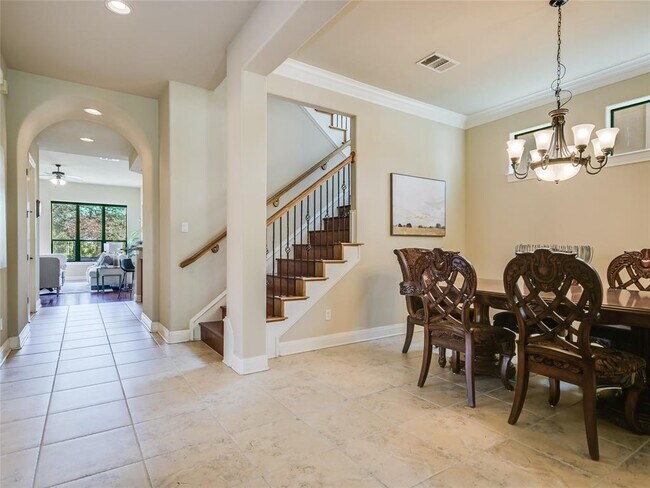 Building Photo - 2305 Gilia Dr
