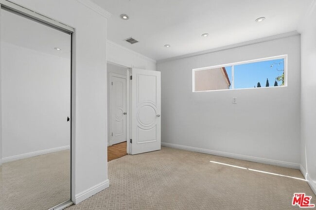 Building Photo - 4613 Reforma Rd