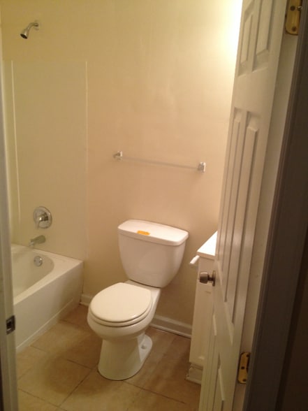 Building Photo - 2022 St Paul St