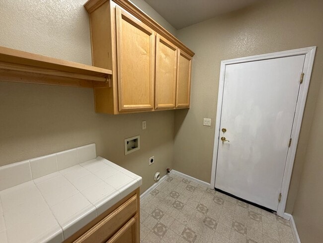 Building Photo - Beautiful Home in Cresleigh Ranch Village
