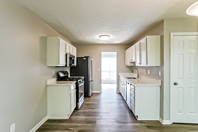 Building Photo - 7144 Springchase Way