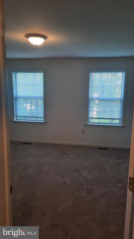 Building Photo - 325 Antilles Court