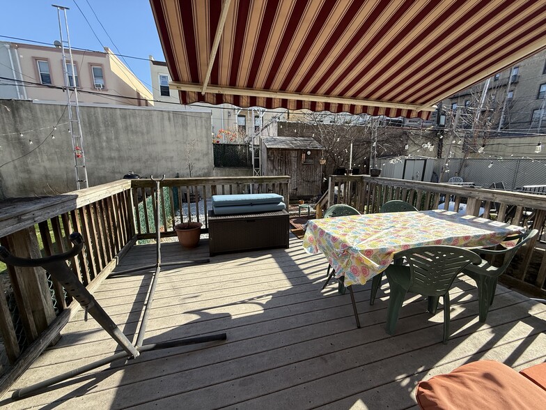 Building Photo - 6408 Palmetto St