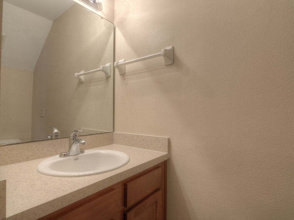 Building Photo - 2066 Inge Ct