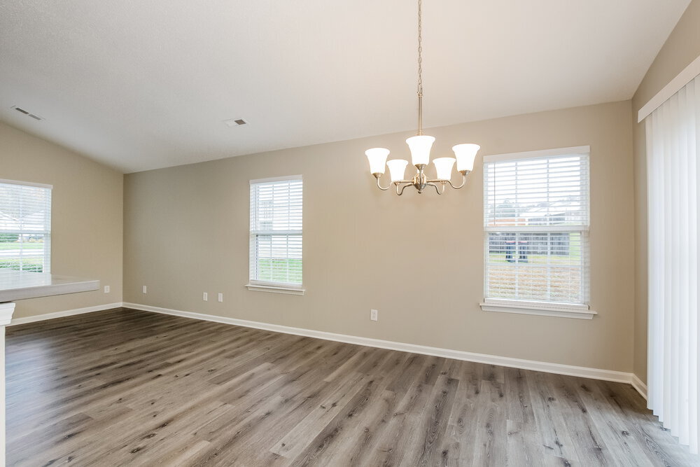 Building Photo - 12144 Stewarts Crossing Dr