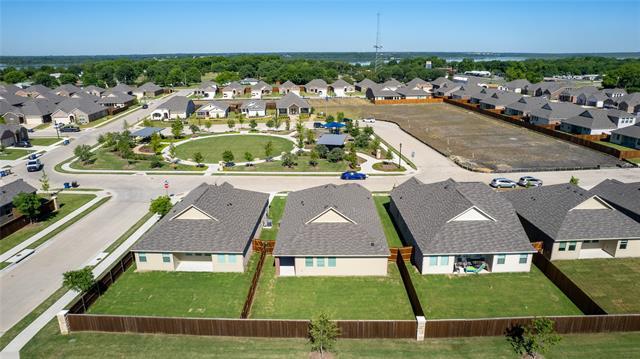 Building Photo - 4905 Woodloch Dr