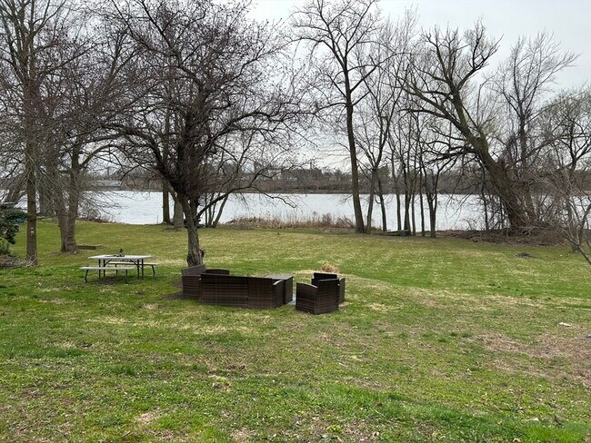 Building Photo - 30 Canal St