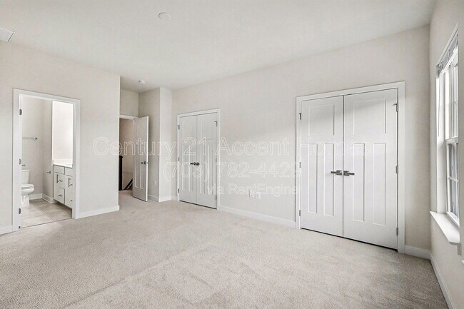 Building Photo - 2654 Jetstream Rd