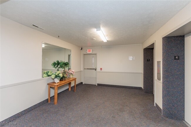 Building Photo - 25735 Lorain Rd