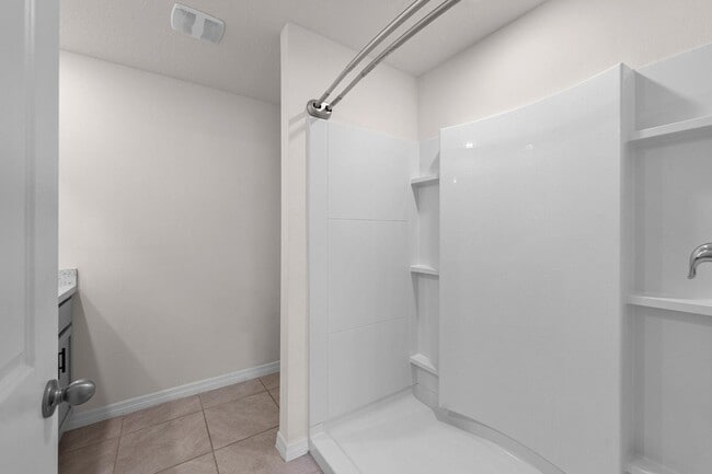 Building Photo - 13692 Thimbleberry Dr