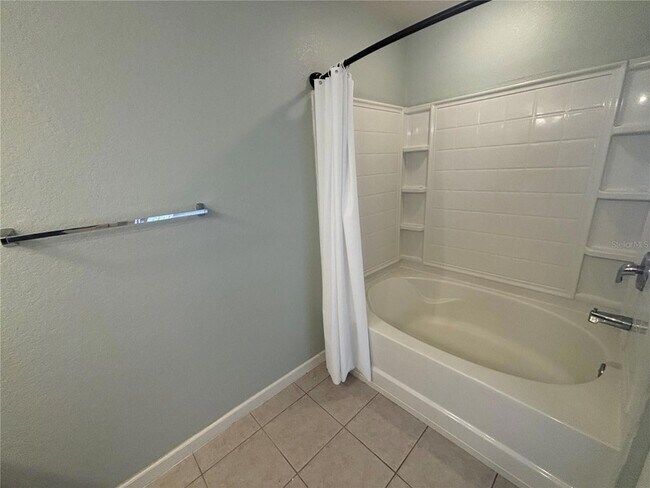 Building Photo - 4135 SW 51st Cir