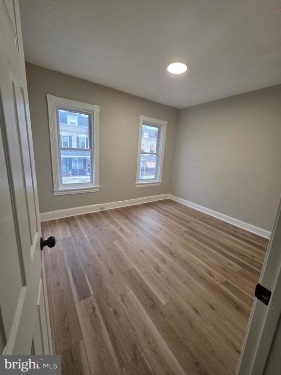 Building Photo - 158 W Green St