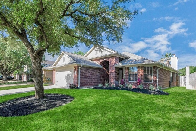 Building Photo - 14623 Cypress Cottage Ct