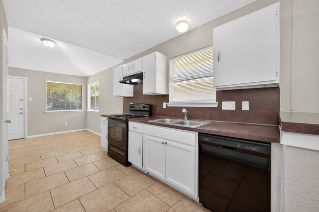 Building Photo - 23227 Prairie Bird Dr