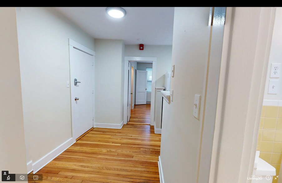 Building Photo - 400 Highland Ave