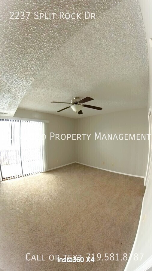 Building Photo - 2237 Split Rock Dr