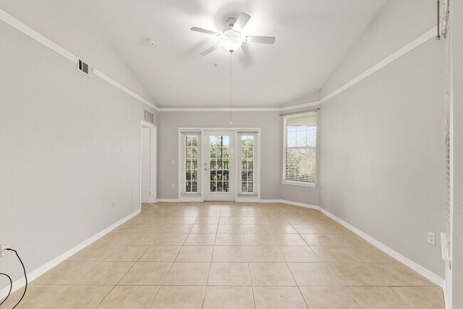 Building Photo - Charleston Place #2291