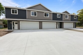 Building Photo - Brand New Townhome in Sartell!