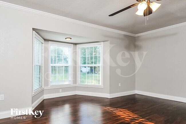 Building Photo - 4635 Dillwyn Dr