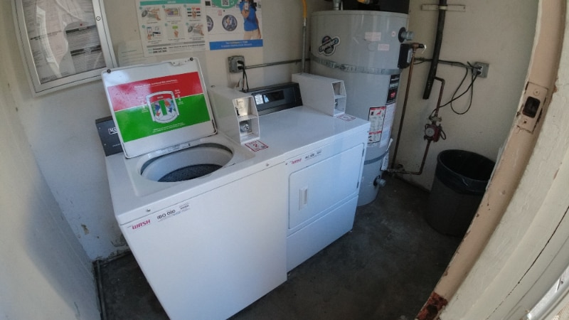 Building Photo - 924 Hancock Ave