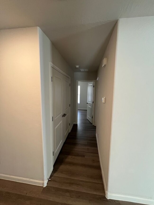 Building Photo - Newer Build 4 Bed/2 Bath In Arizona City