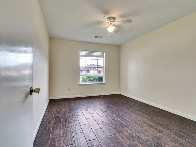 Building Photo - 10814 Bradford Way Dr