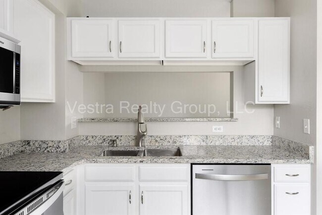 Building Photo - 9585 Deerhorn Court #34