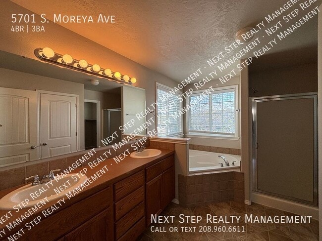 Building Photo - 5701 S Moreya Ave