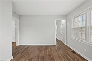 Building Photo - 882 Catalina Dr