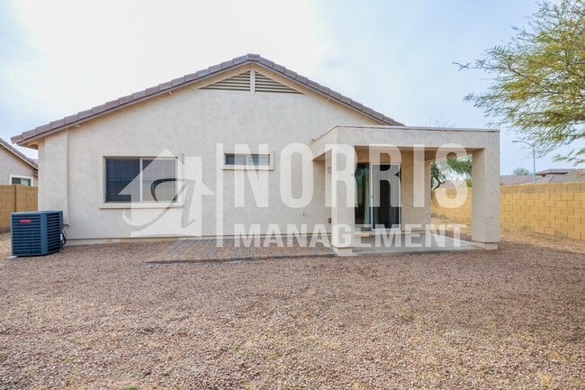 Building Photo - Beautiful Home for Rent NOW