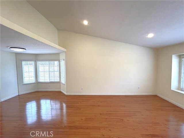 Building Photo - 904 Sky Meadow Pl