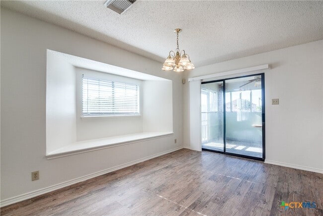 Building Photo - 1078 Stone Trail