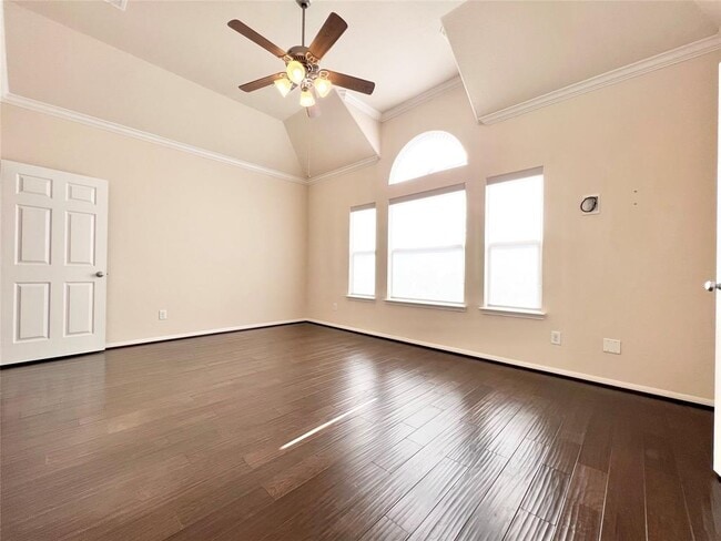 Building Photo - 6363 Fairdale Ln