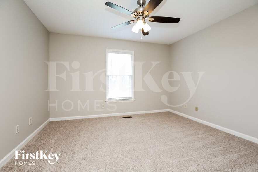 Building Photo - 5496 Burnt Knob Rd