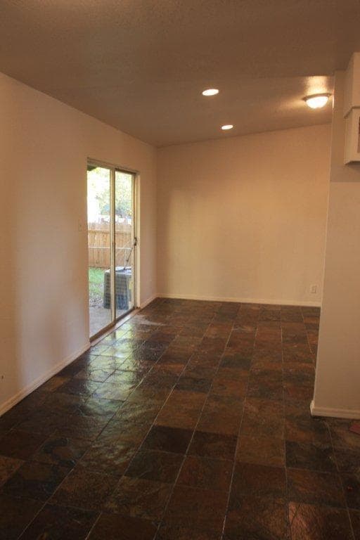 Building Photo - 2412 Village Walk