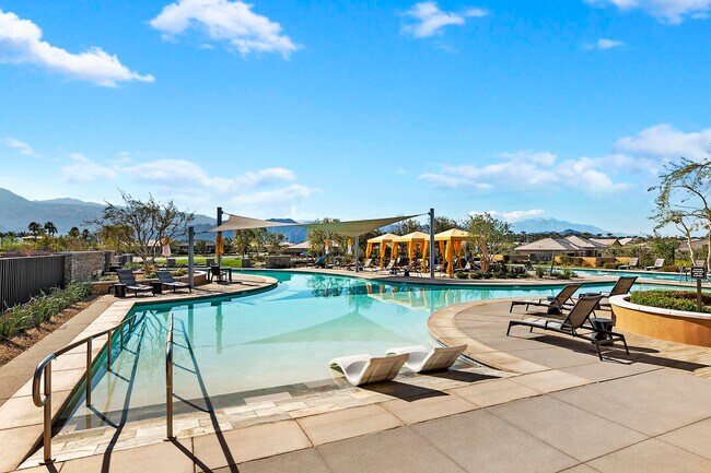 Building Photo - 51600 Sidewinder Dr