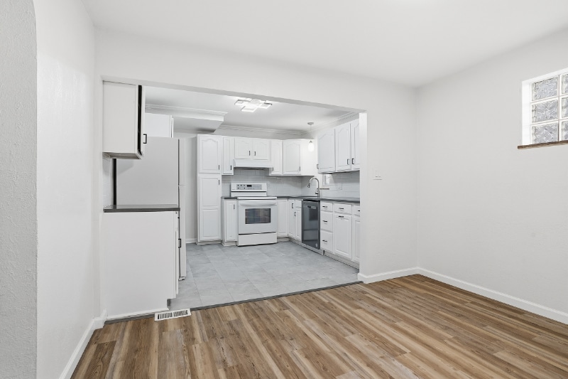 Building Photo - 3405 Willett Rd