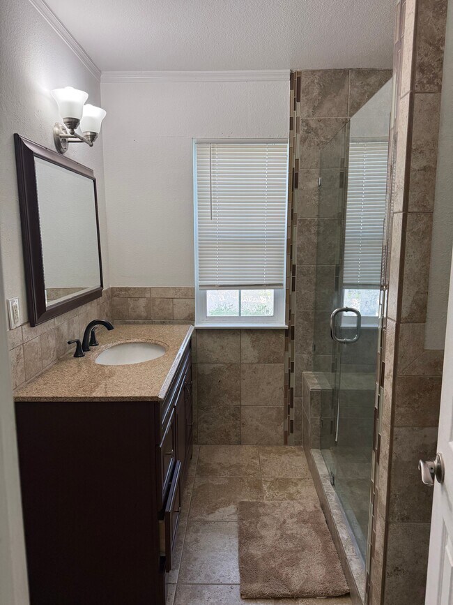 Building Photo - 9422 Krepp Dr