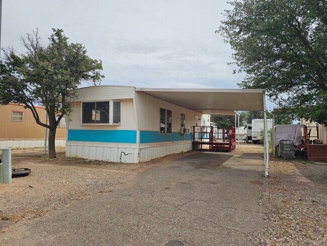 Building Photo - Affordable Mobile Home in El Rio park.